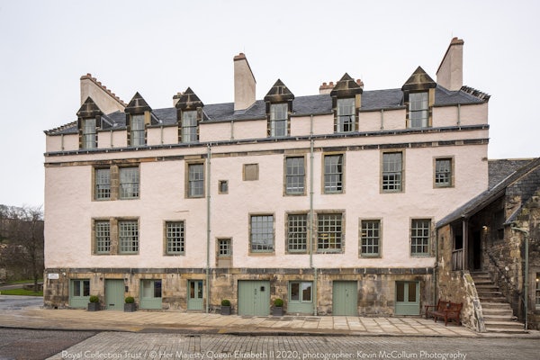ABBEY STRAND APARTMENTS AT HOLYROOD header image