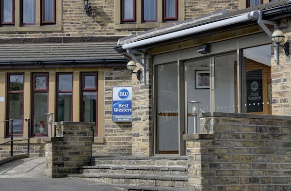 BEST WESTERN BRADFORD GUIDE POST header image