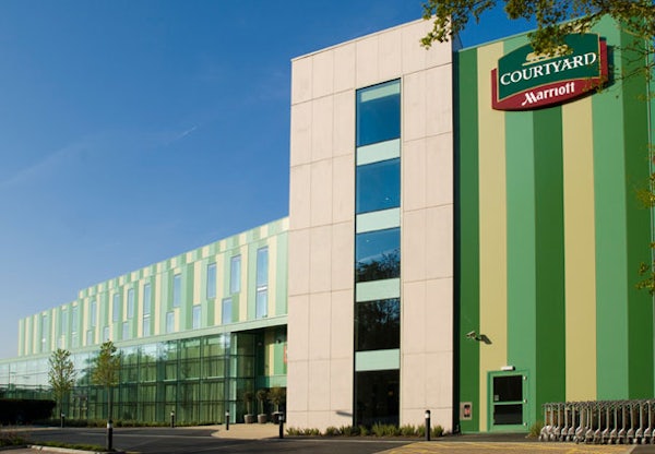 COURTYARD BY MARRIOTT LONDON GATWICK AIRPORT header image