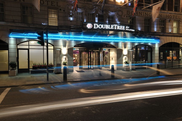 DOUBLETREE by HILTON LONDON WEST END header image