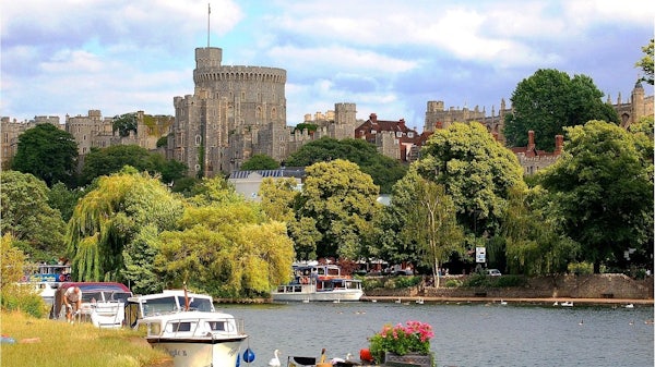 WINDSOR CASTLE, STONEHENGE & BATH (INC CASTLE, SH & BATHS) header image