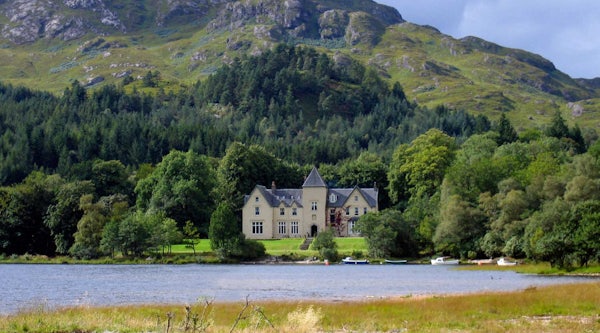 GLENFINNAN HOUSE header image