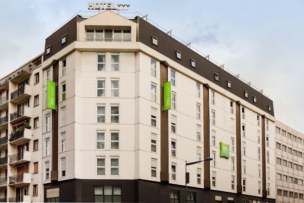IBIS STYLES PARIS MAIRIE DE MONTREUIL header image