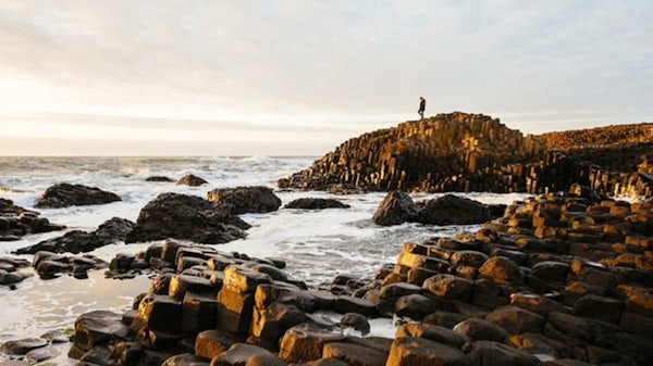 GIANT'S CAUSEWAY VISITOR EXPERIENCE (FIT UP TO 14 PAX) header image