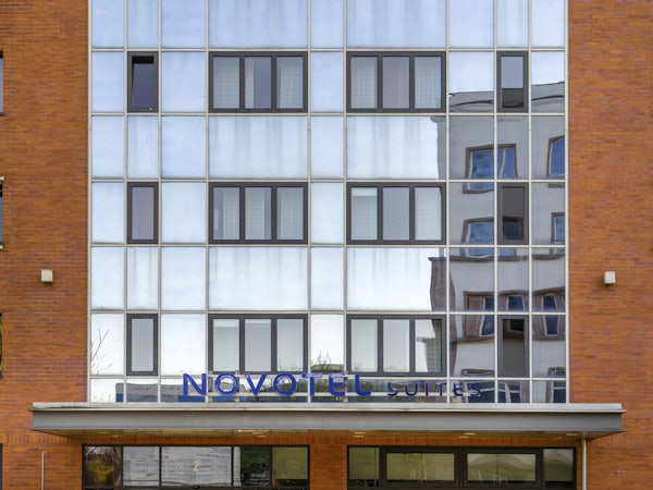 NOVOTEL SUITES BERLIN CITY POTSDAMER PLATZ header image