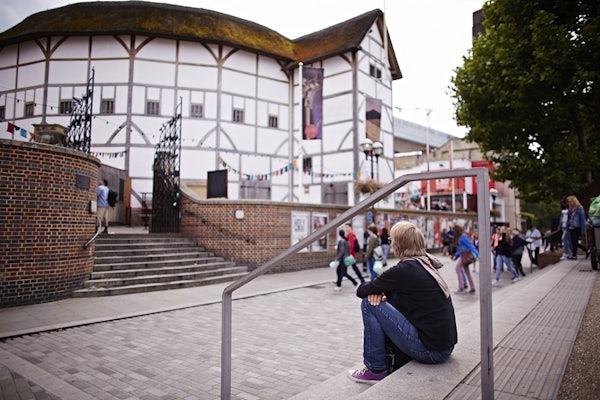 GLOBE THEATRE STORY AND GUIDED TOUR header image