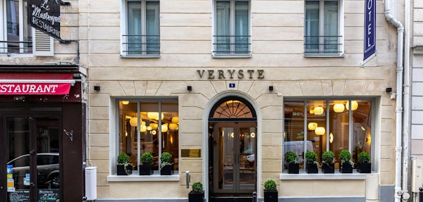 VERYSTE PARIS header image